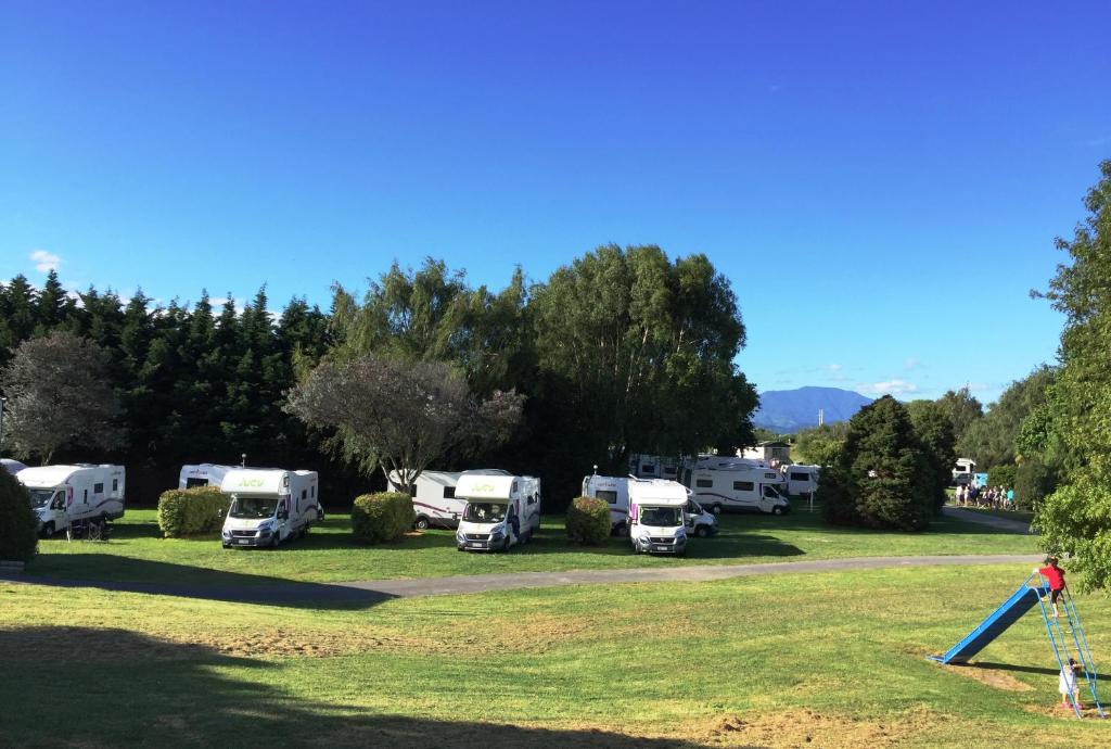 Blenheim Bridges Holiday Park - Resim 6