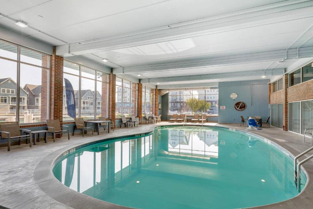 The Harborview on Lake Michigan, an Ascend Collection Hotel photo