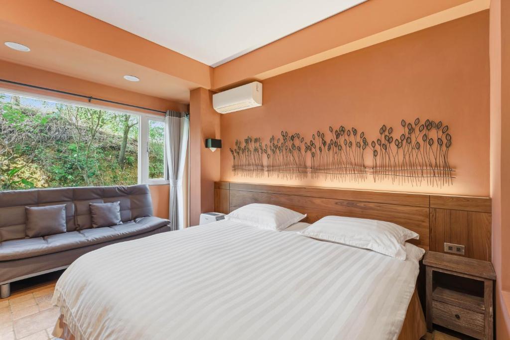 Golden101 Bed and Breakfast - 