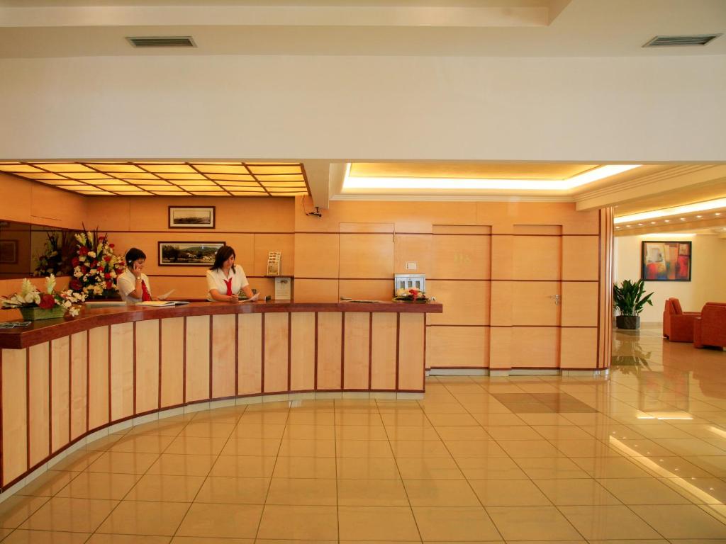 Vstupní hala nebo recepce v ubytování Hotel San Carlos