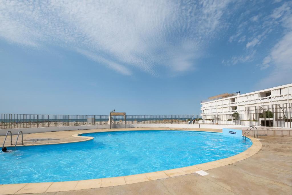 AS27341- Studio cabine Vue mer avec piscine direct sur plage