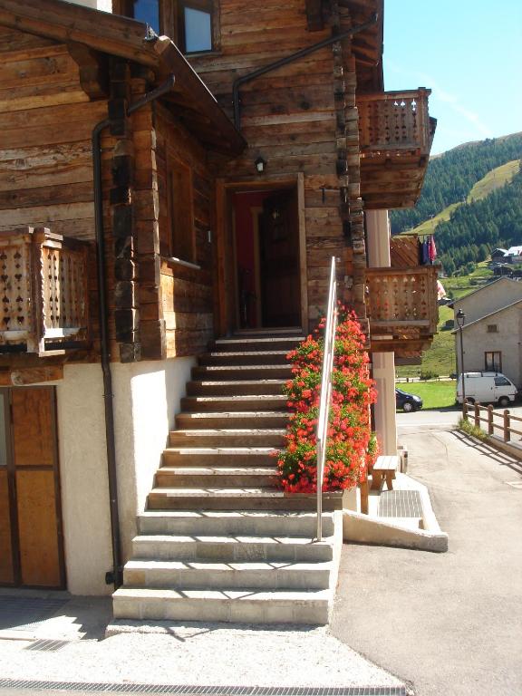Nespecifikovaný výhled na hory nebo výhled na hory při pohledu z apartmánu
