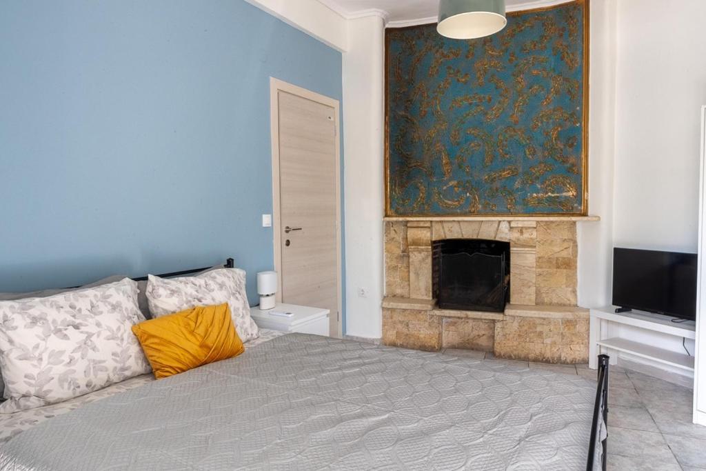 Alexander Blue Suite