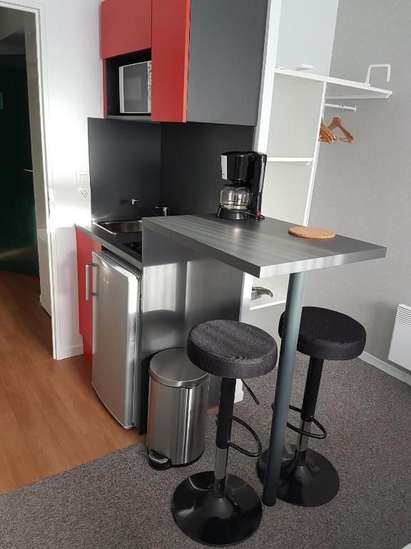 KOSY Appart'hôtel Le Champ De Mars Reims - Resim 16