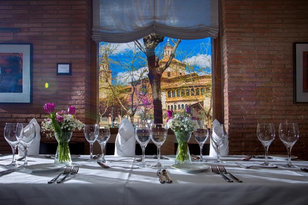 Nápoje v ubytování Hotel Monasterio Benedictino