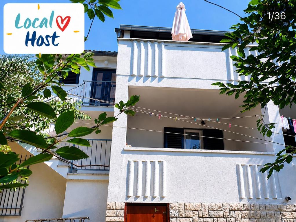 Apartments Kero NEW value 2023 fully AC
