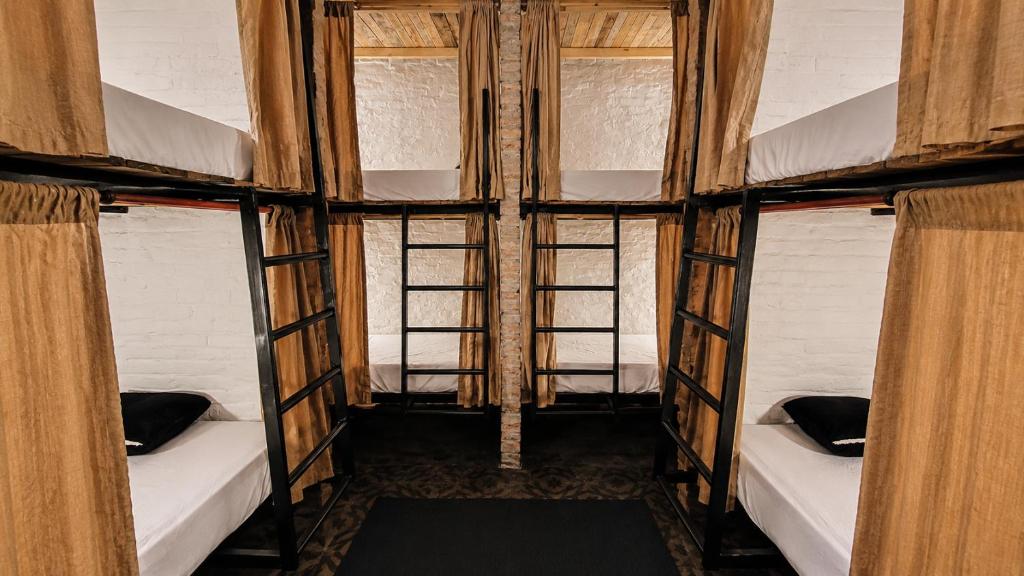 El Gran Gomero Hostal & Motoposada - Bed In 8-persoons Gemengd Slaapzaal