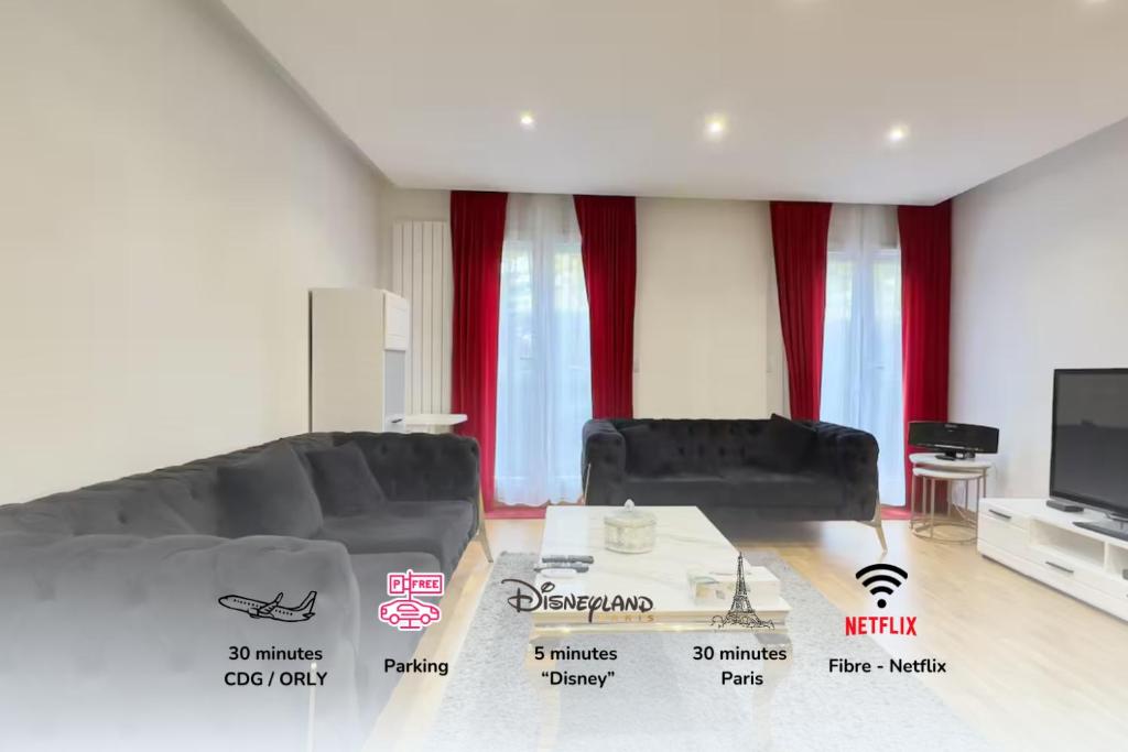 a living room with a couch and a tv at Villa Parc - Parking privé - Disneyland 7min - 8 P in Serris