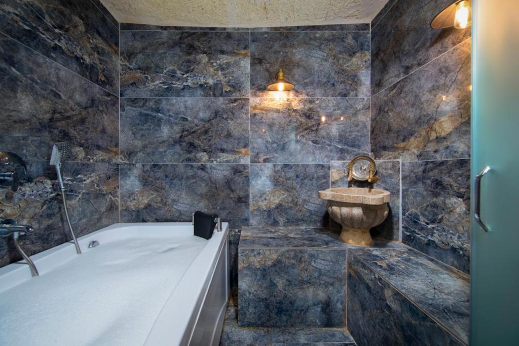 Cappa Via Cave Hotel - Suite Exécutive