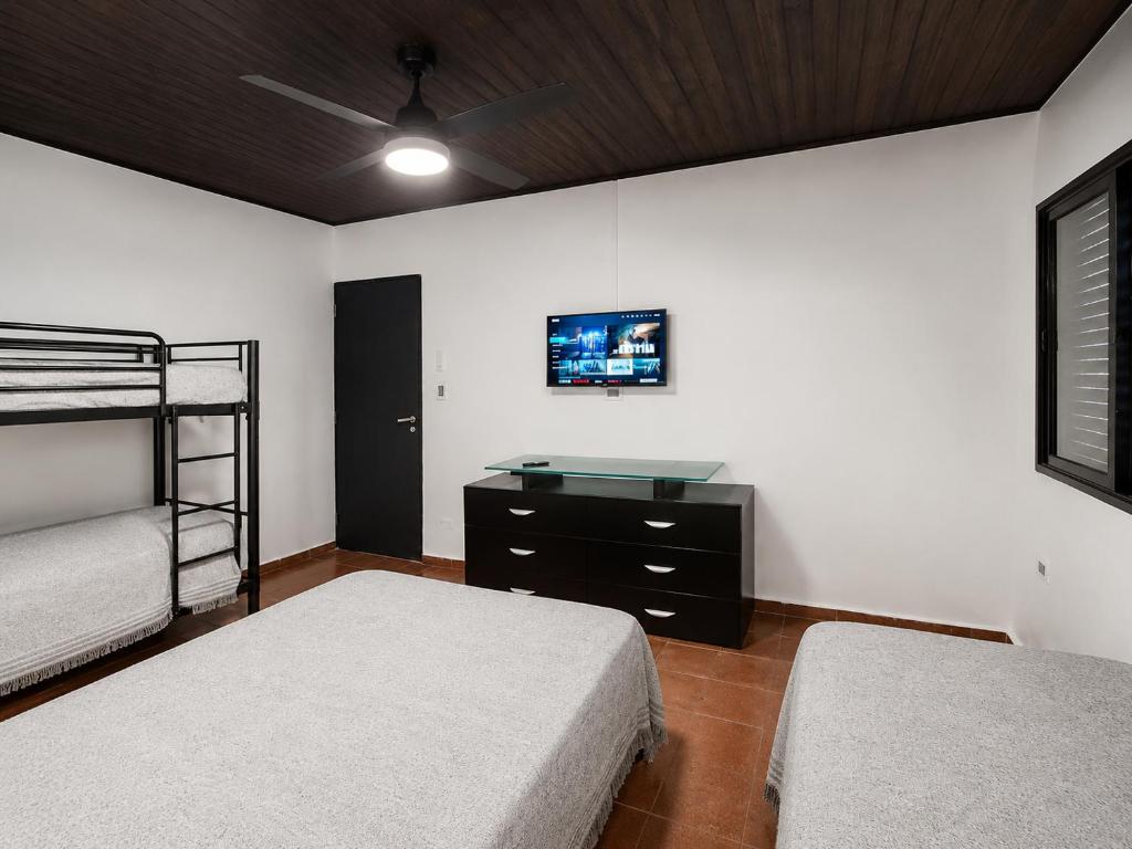El Gran Gomero Hostal & Motoposada - Familiekamer Met Gedeelde Badkamer
