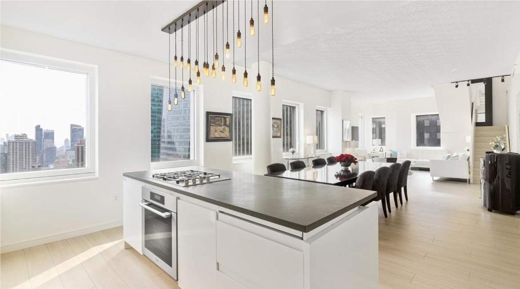Exclusive Luxury Manhattan Penthouse Apartment, Sleeps 10, Midtown, New ...