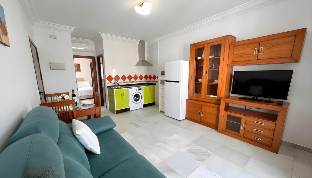 Alojamiento con balcon y espectaculares vistas al mar