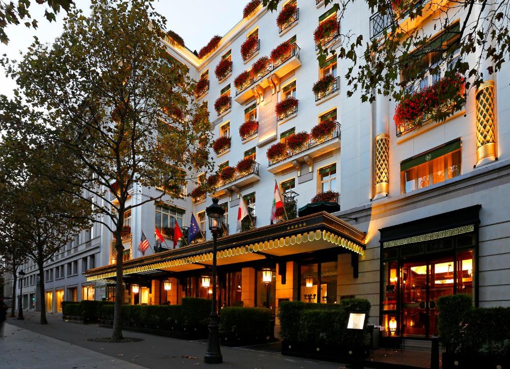Hôtel Napoleon Paris - Resim 3