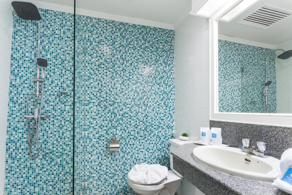Koupelna v ubytování Krabi Royal Hotel