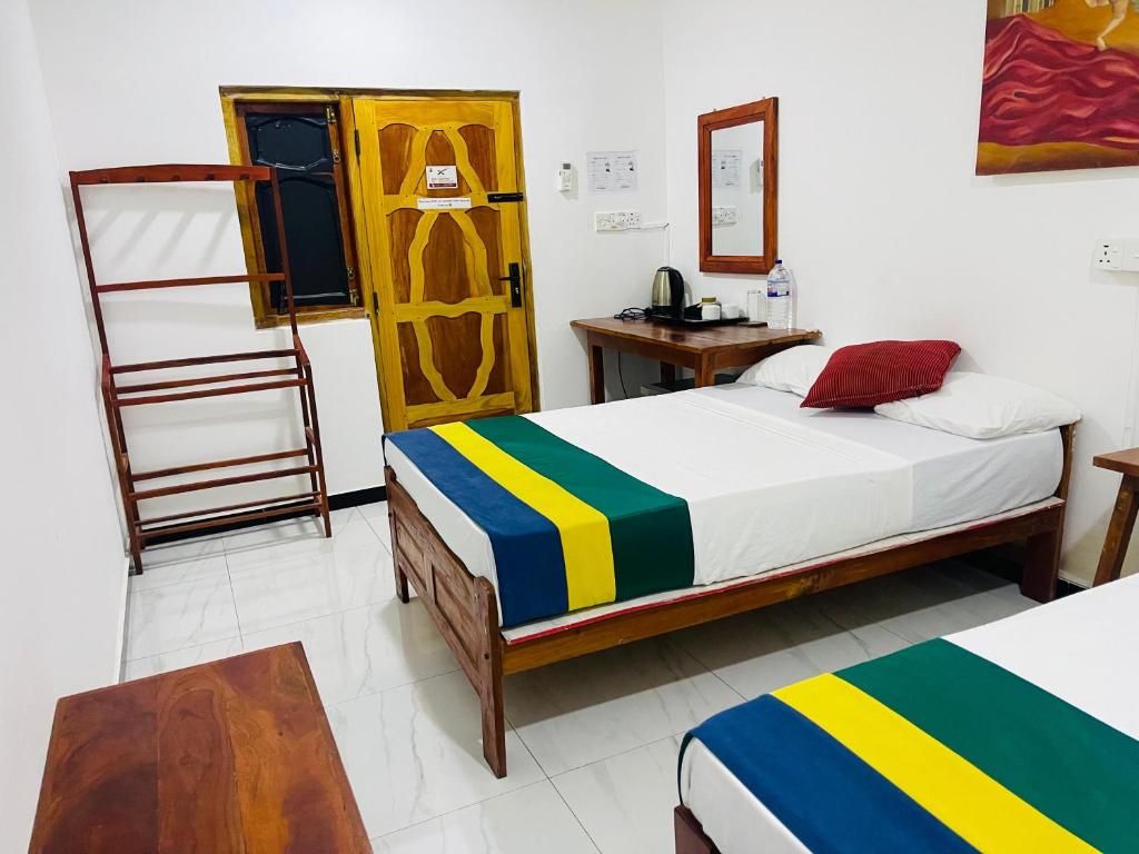 Ratnam Hotel Jaffna - 