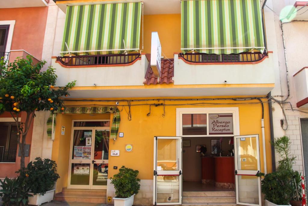 Budova, kde se hotel nachází