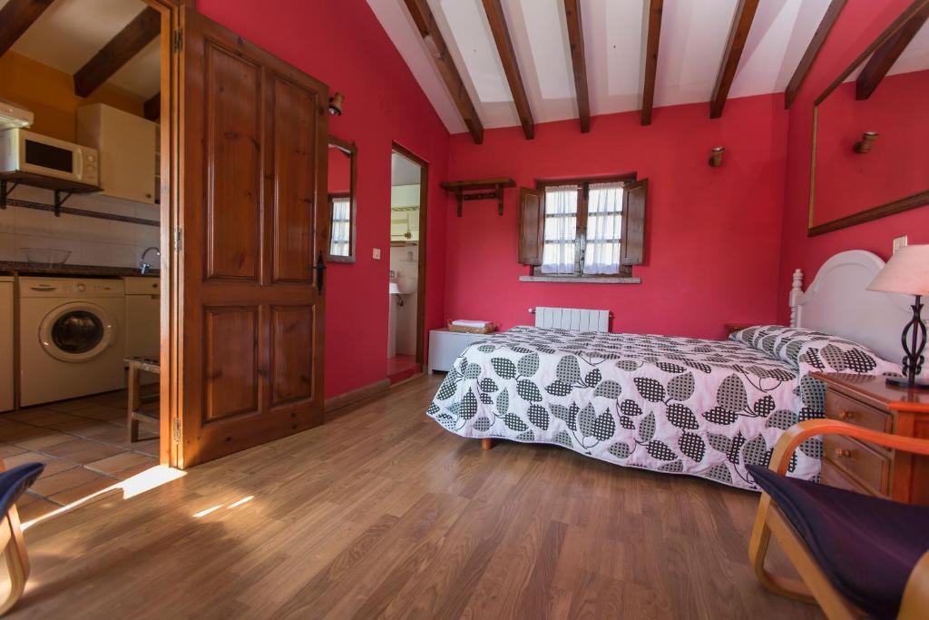 A seating area at Apartamentos Rurales Playa del Canal