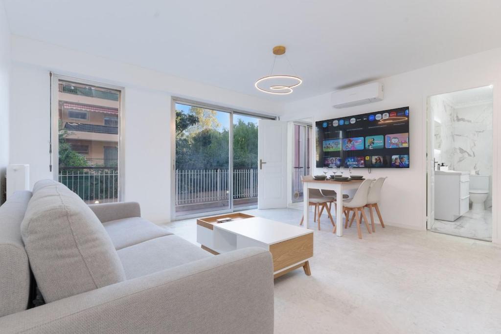 New apartment Juan-les-Pins Antibes 2 min beach