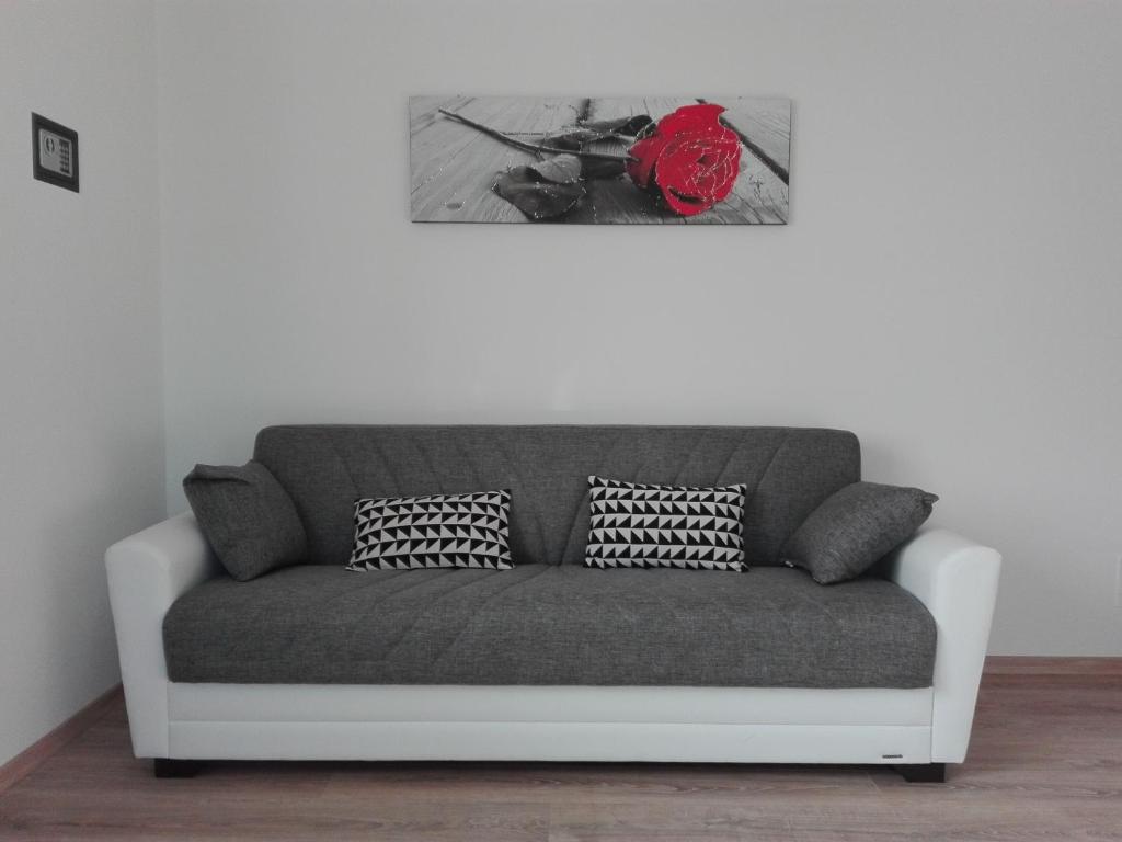 A seating area at Gondola House