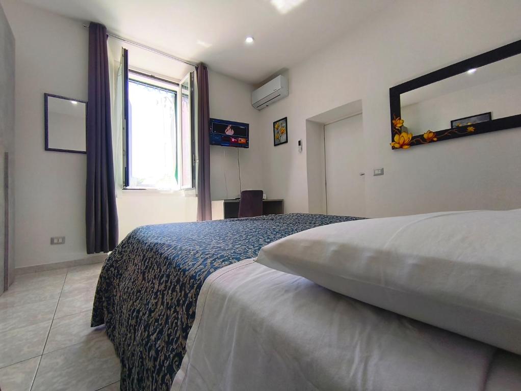 Petit Bijou - Housity