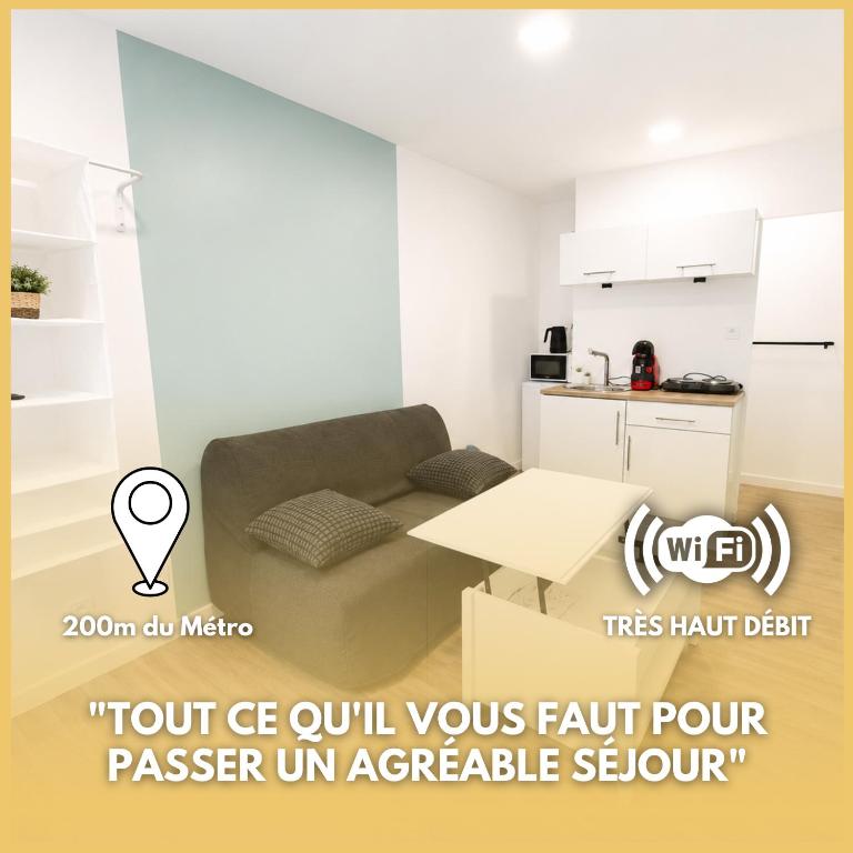 a small living room with a couch and a table at Petit cocon moderne Cuisine équipée TV WIFI in Roubaix