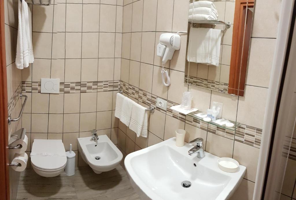 Koupelna v ubytování Hotel Artorius