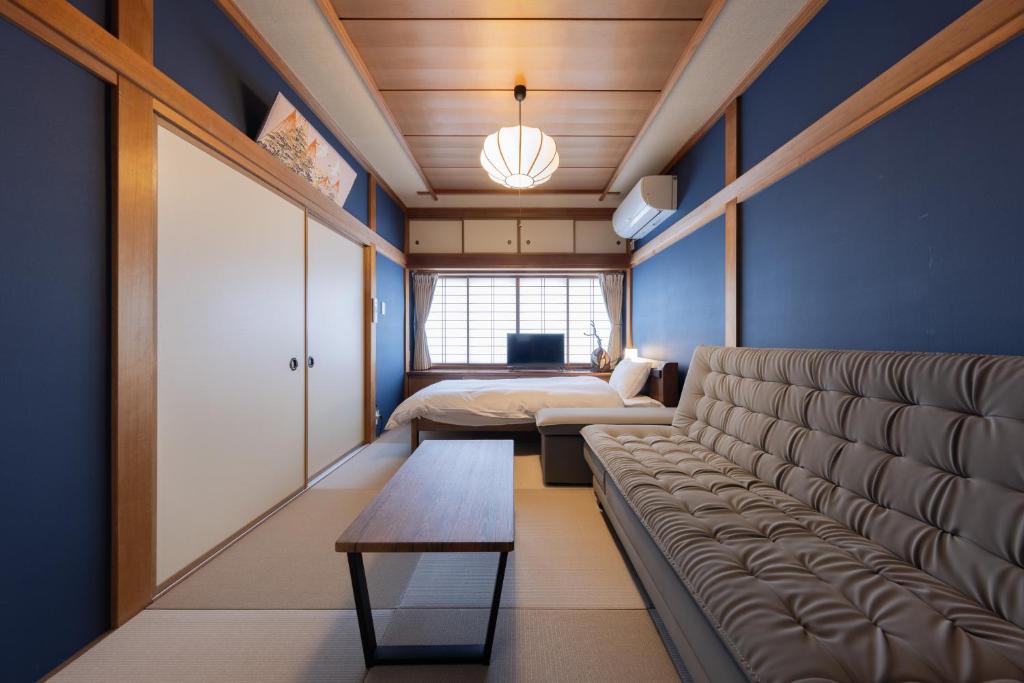 Fumi Kanazawa