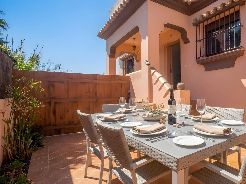 Casa cerca del pueblo terraza privada alquilamos a familias
