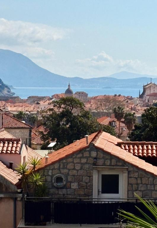 SEAWALLS 2 Dubrovnik