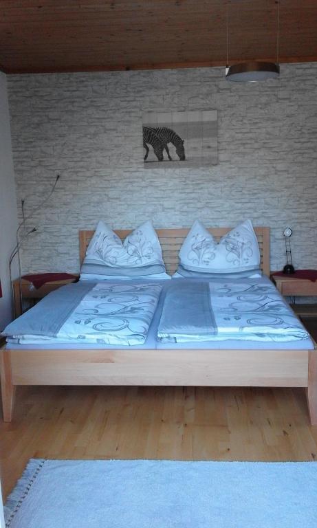 Postel nebo postele na pokoji v ubytování Ferienwohnung Steinberger
