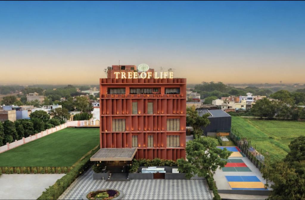 an overhead view of the tree hotel at Tree of Life Ganga Dwar, Haridwar in Haridwār