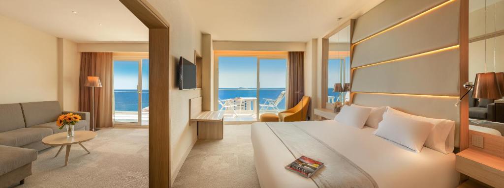 Posezení v ubytování Hotel Don Pancho - Designed for Adults