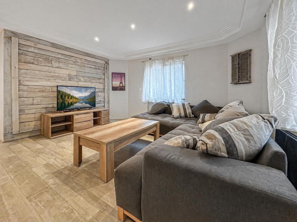 Le Diderot - Spacieux & Garage Privé Double