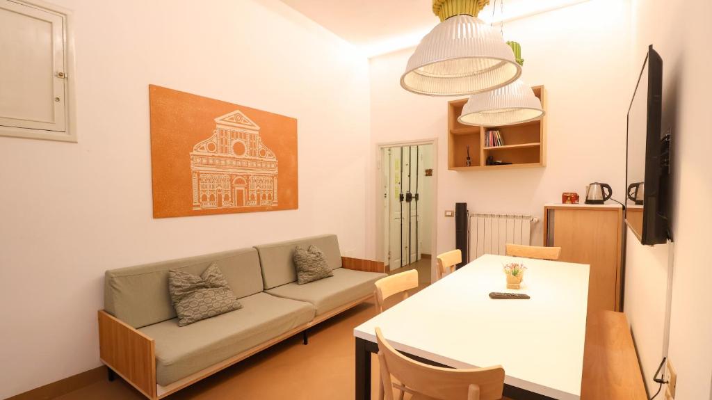 Florence Cozy Suite - with Wi-Fi and Smart TV