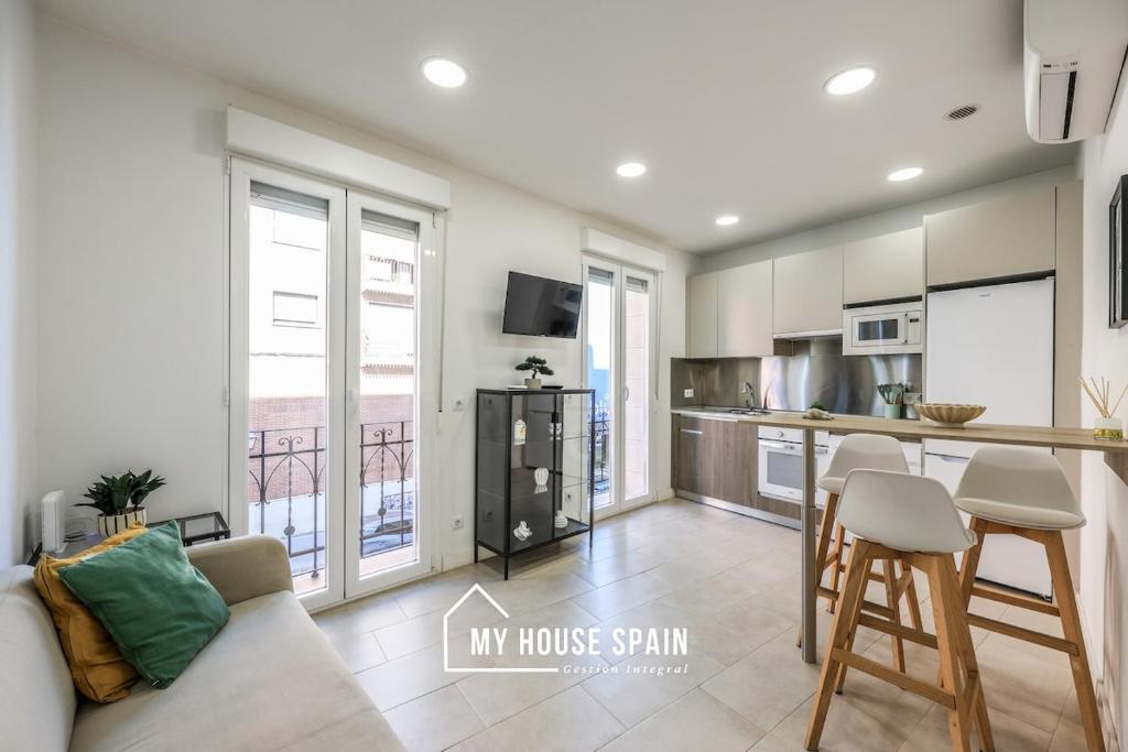 MyHouseSpain - El balcón de Embajadores