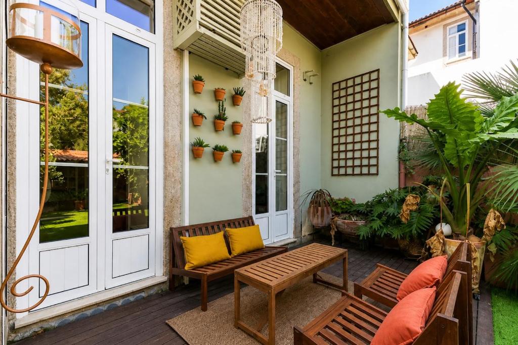 Villa in Porto with Private Garden