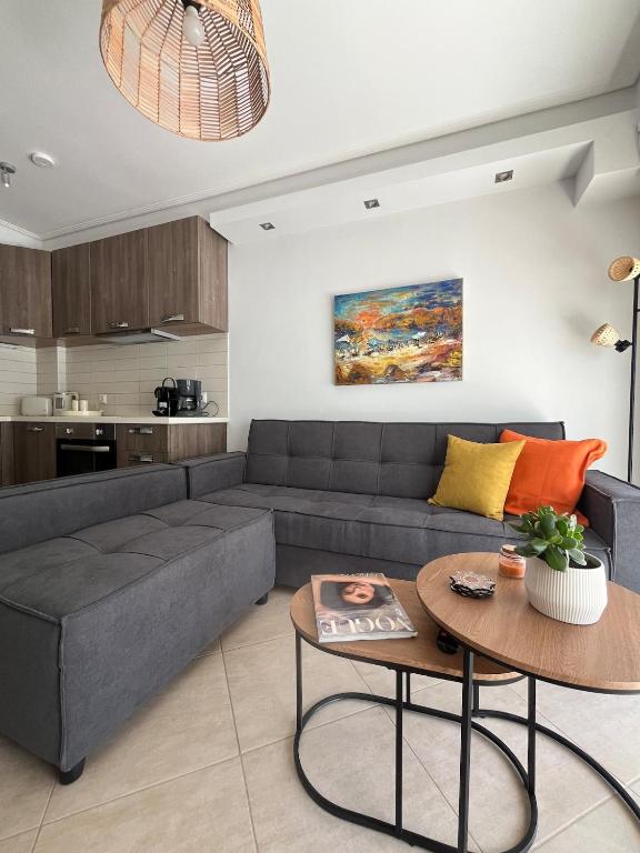 Light and Comfort Stay in Athens