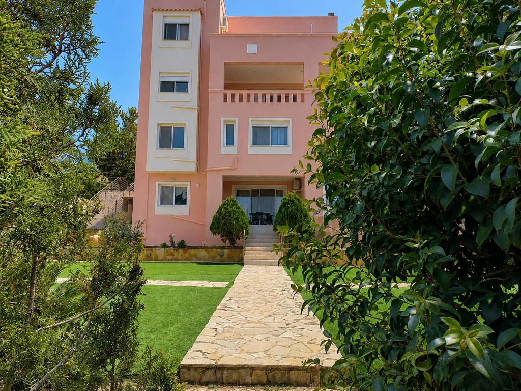 Gallery image of Treasure B&B - Garden Stay in Paloukia Salamina in Paloúkia