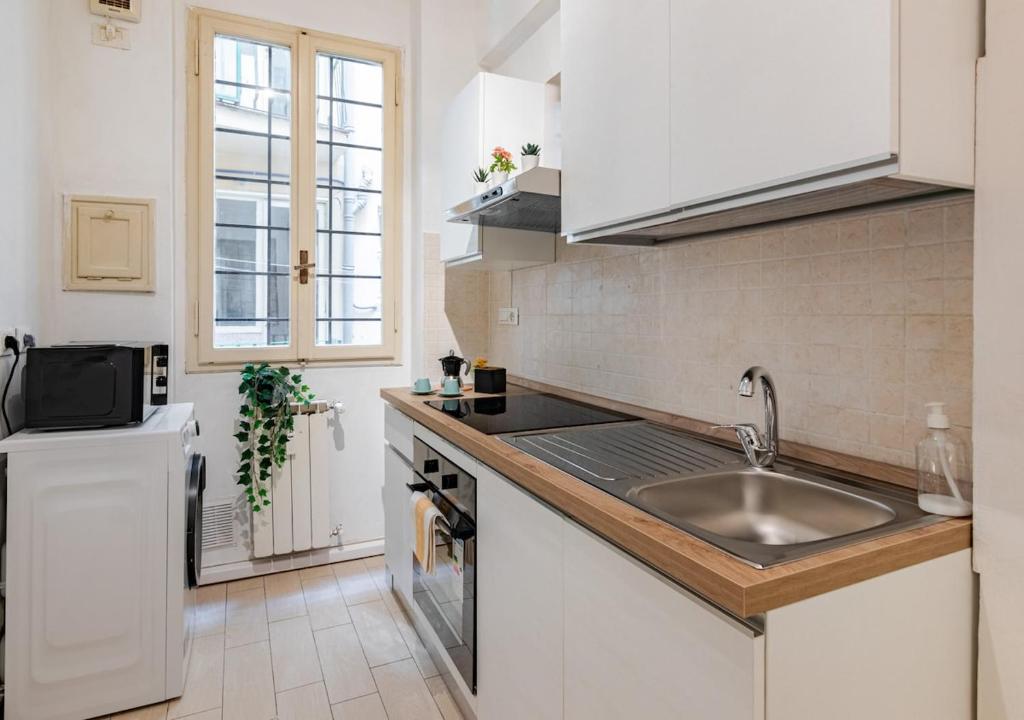 brd 41 5- Affordable 3-Room 2-Bathroom Lift Ponte Vecchio