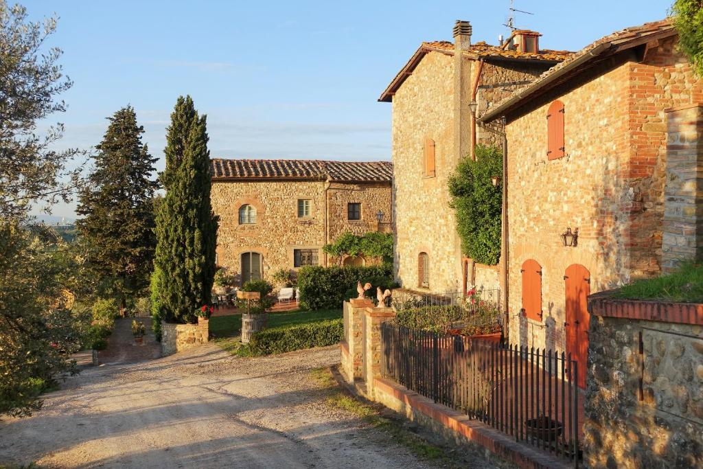 The building in which Az apartmant is located