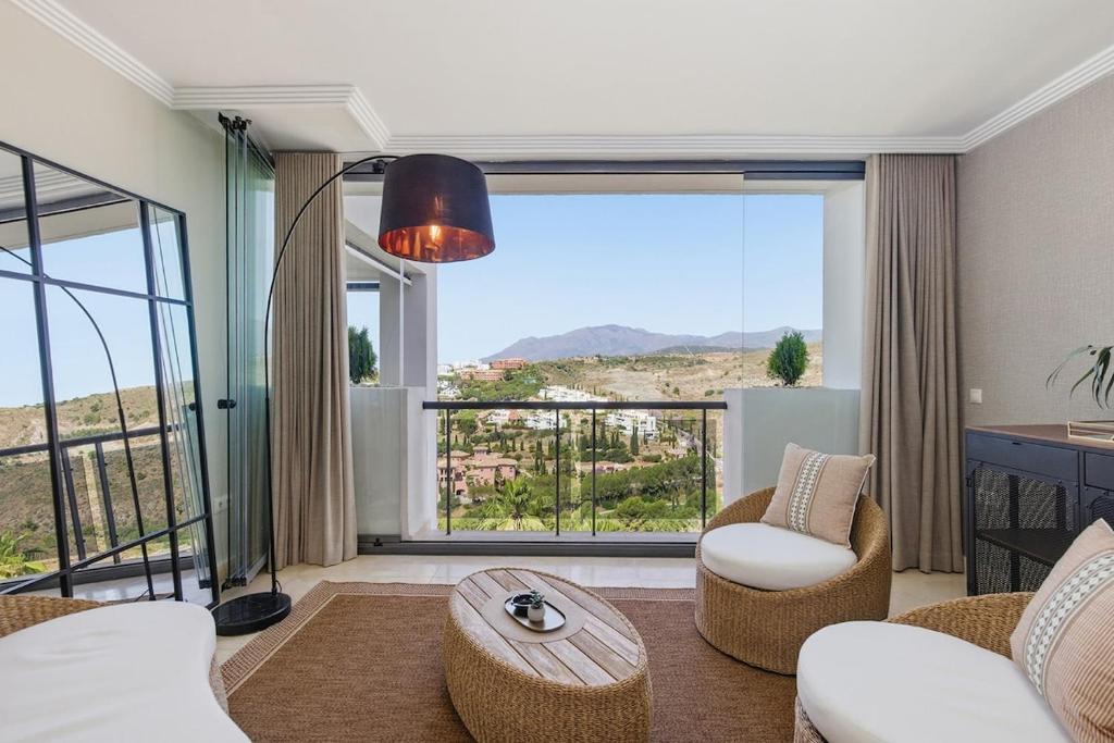 Los Flamingos Villa Padierna view