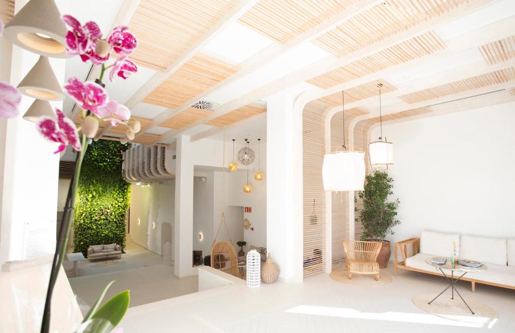 Gatzara Suites Santa Gertrudis, Santa Gertrudis – Precios ...
