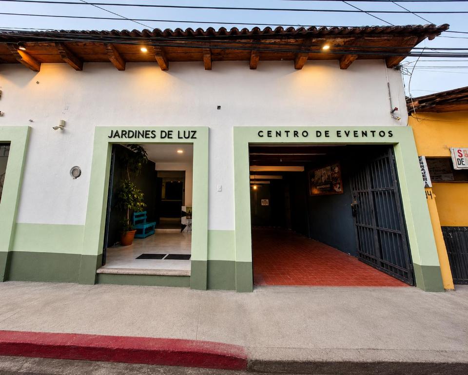 a building with the entrance to a building at Jardines de Luz in San Cristóbal de Las Casas