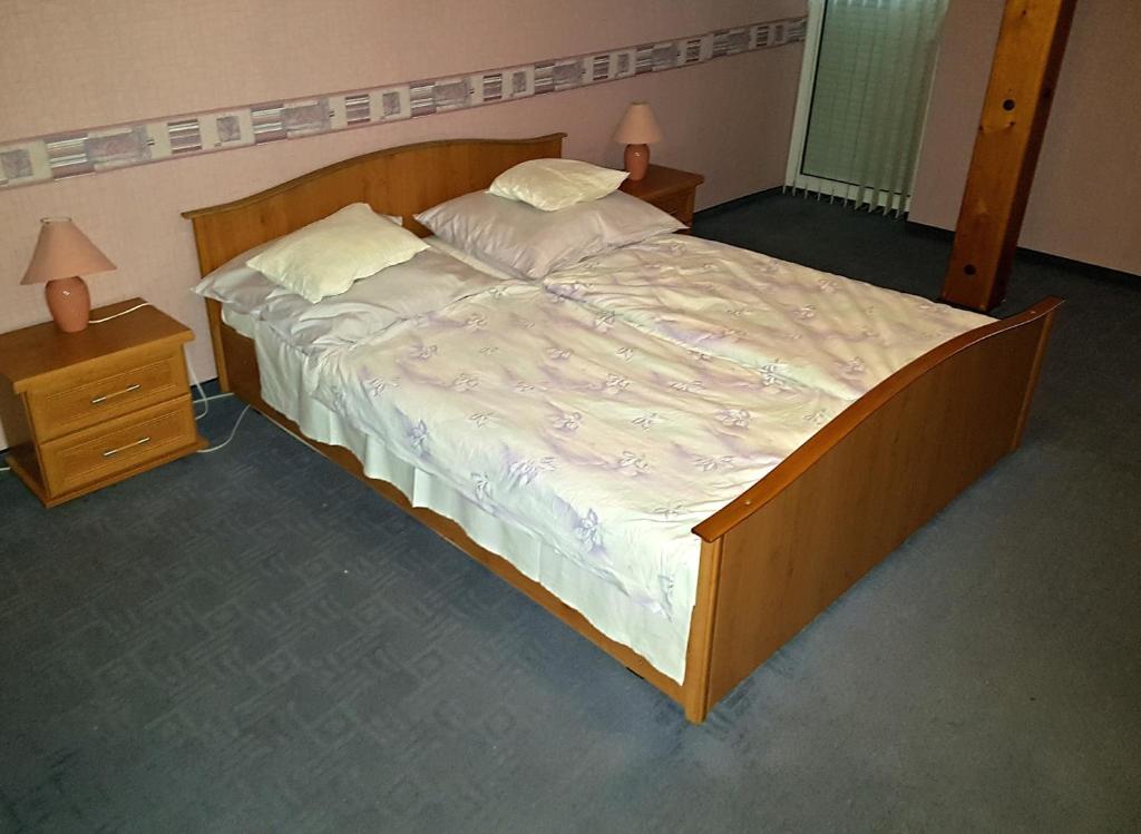 Kastélykert Apartman - One-Bedroom Apartment