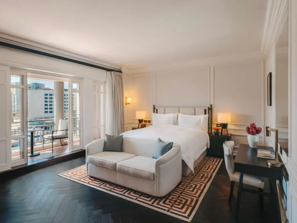 Junior Suite Room