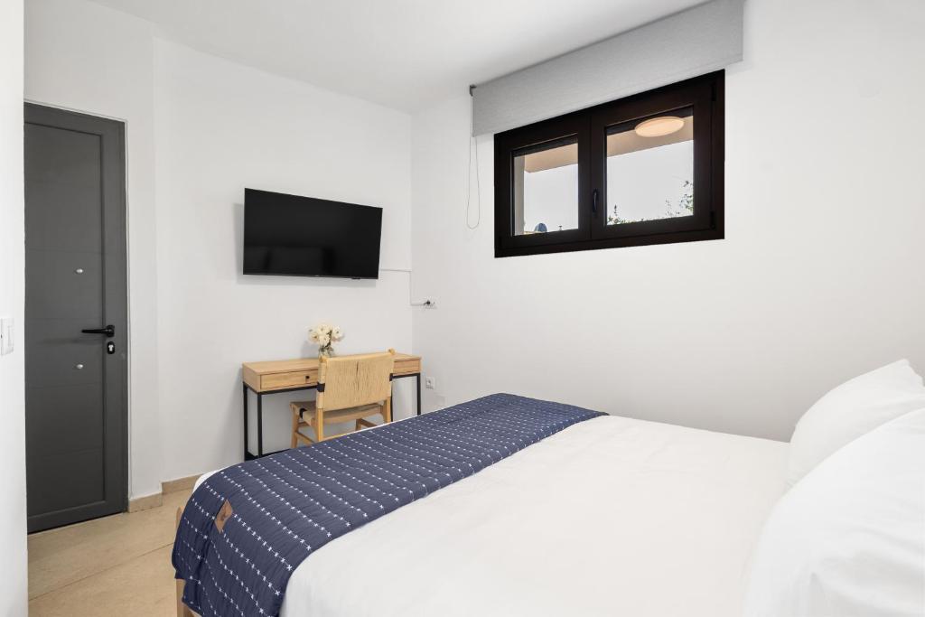 Angelica Garden Room - Near Beach Apartment