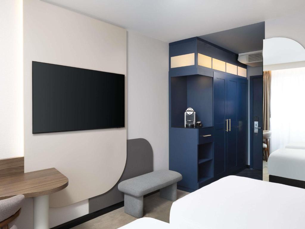 Mercure London Earls Court photo