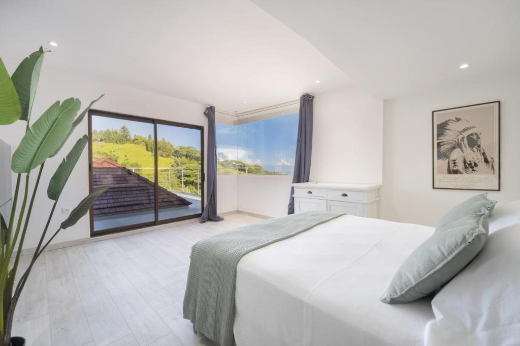 Villa Pamatai Prestige Vue Océan et Piscine - photo 7 - Tahiti, Polynésie