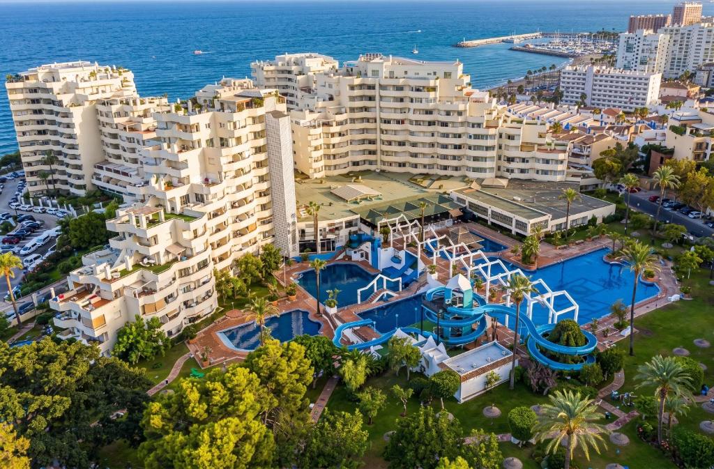 BenalBeach 2 BedRoom Sea View Apartment -Ref 4-419