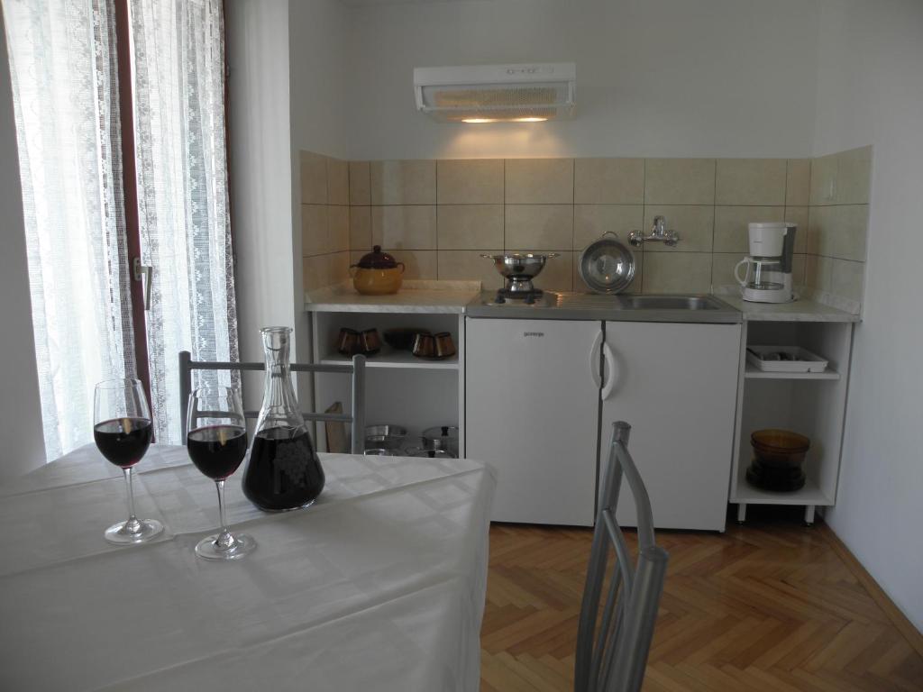 Una cocina o cocineta en Apartments Blanche